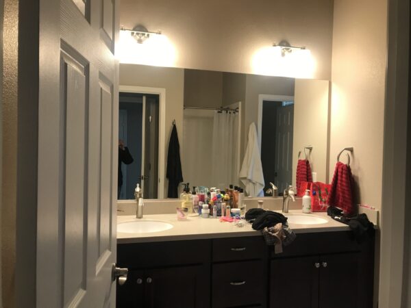 f78af07f-91ad-5ccc-5018-b59ba21ab07b Home 2 Bathroom
