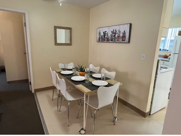 f95cedc3-8c11-7759-3e5c-b7d9a9e8d7e3 Fifth Home After - Dining