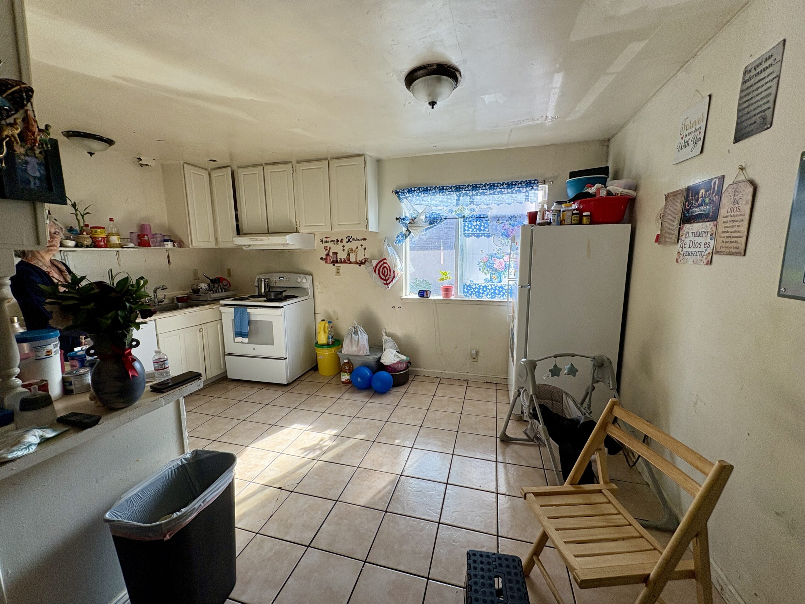 Home 1 Laundry Room Before