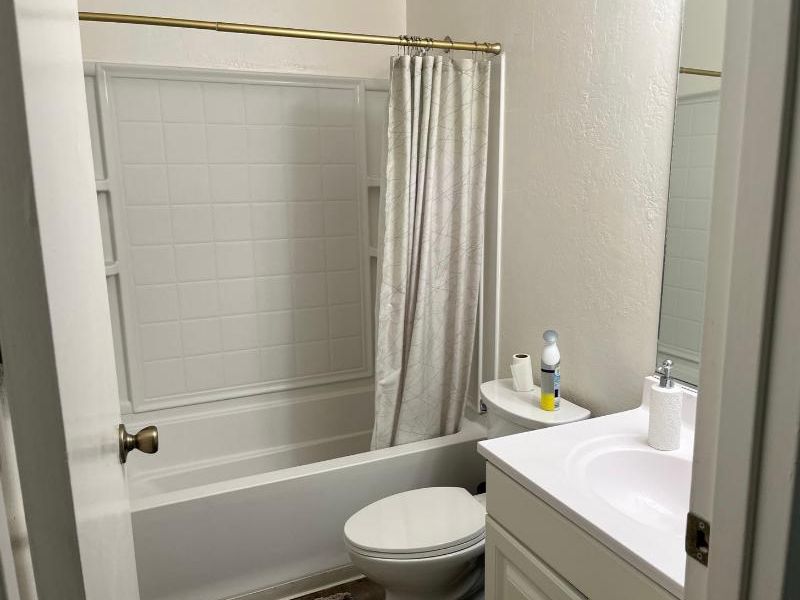 Home 1 Bathroom Before