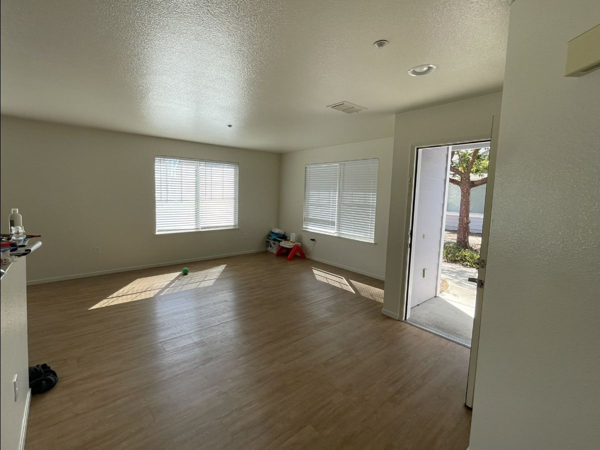 home 3 living room before