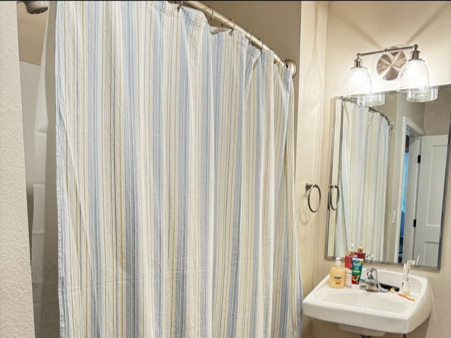 Sponsored Sonoma Welcoming - Bathroom after